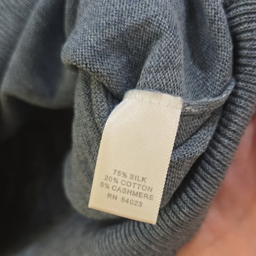 Banana Republic Men's Slate V-Neck Sweater, Silk Cashmere Blend, GUC, Small